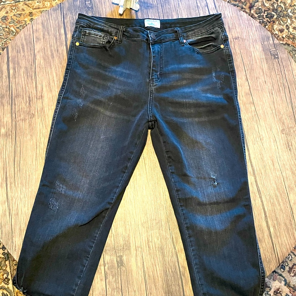 New White Birch denim- shark bite distressed ankle jeans with tons of stretch